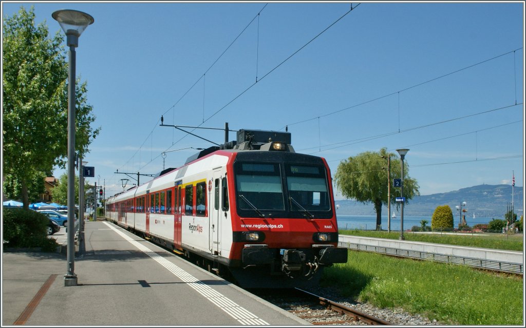 A SBB/TMR (RegioAlps) Domino in Bouveret. 
01.07.2013