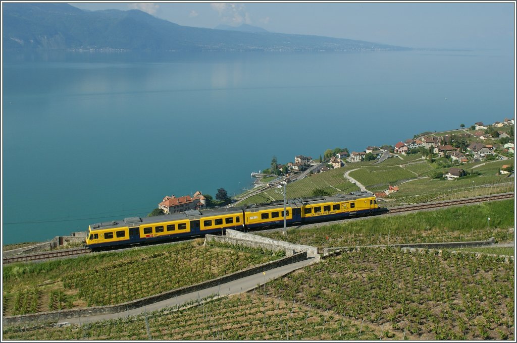 A time ago, in the good old time there was a yellow train between Vevey and Puidoux-Chexbres...
28.05.2012 