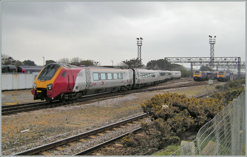 A Virgin train in Penzance Depot Station.
20.04.2008