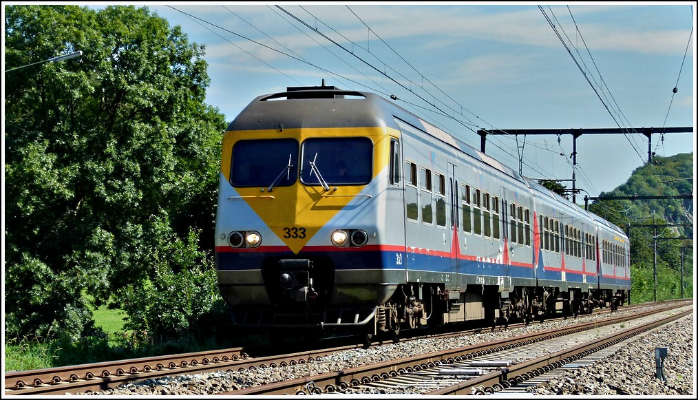 AM 80 333 pictured near Pepinster on August 20th, 2011.