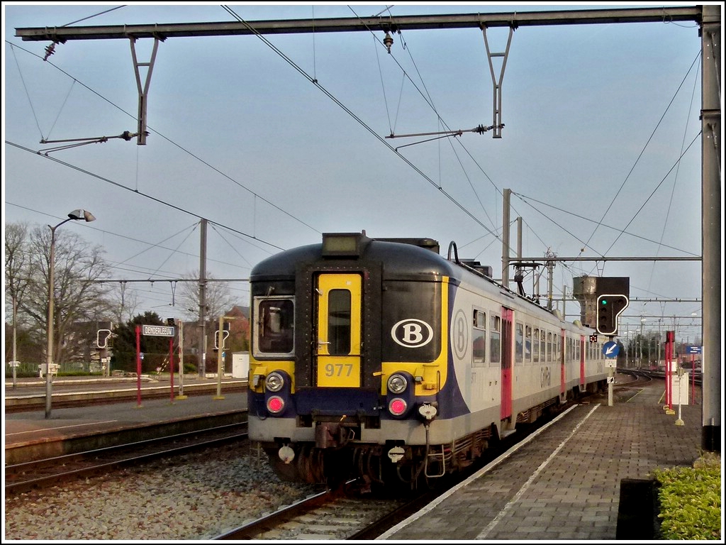 AM City Rail 977 is entering into the stationn of Denderleeuw on March 24th, 2012.