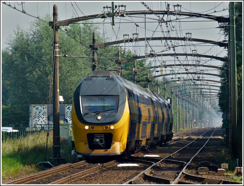 An IRM Regiorunner is running through the station of Oudenbosch on September 3rd, 2011.