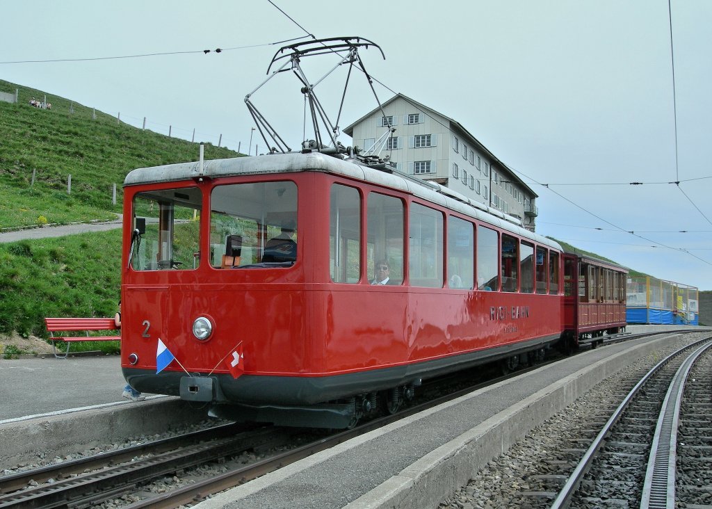 An old Rigi Bahn railcar to Vitznau waits at the Rigi Kulm summit station for its descent into the valley.
May 27, 2007