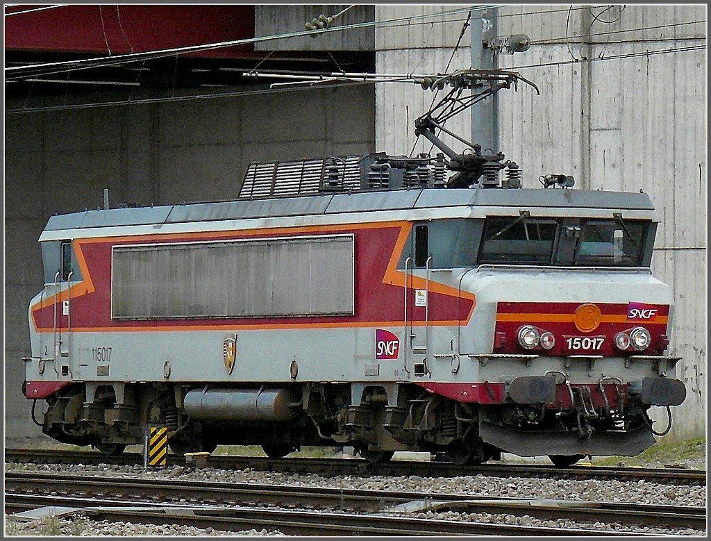BB 15017 arrives on September 29th, 2008 at Luxembourg City.