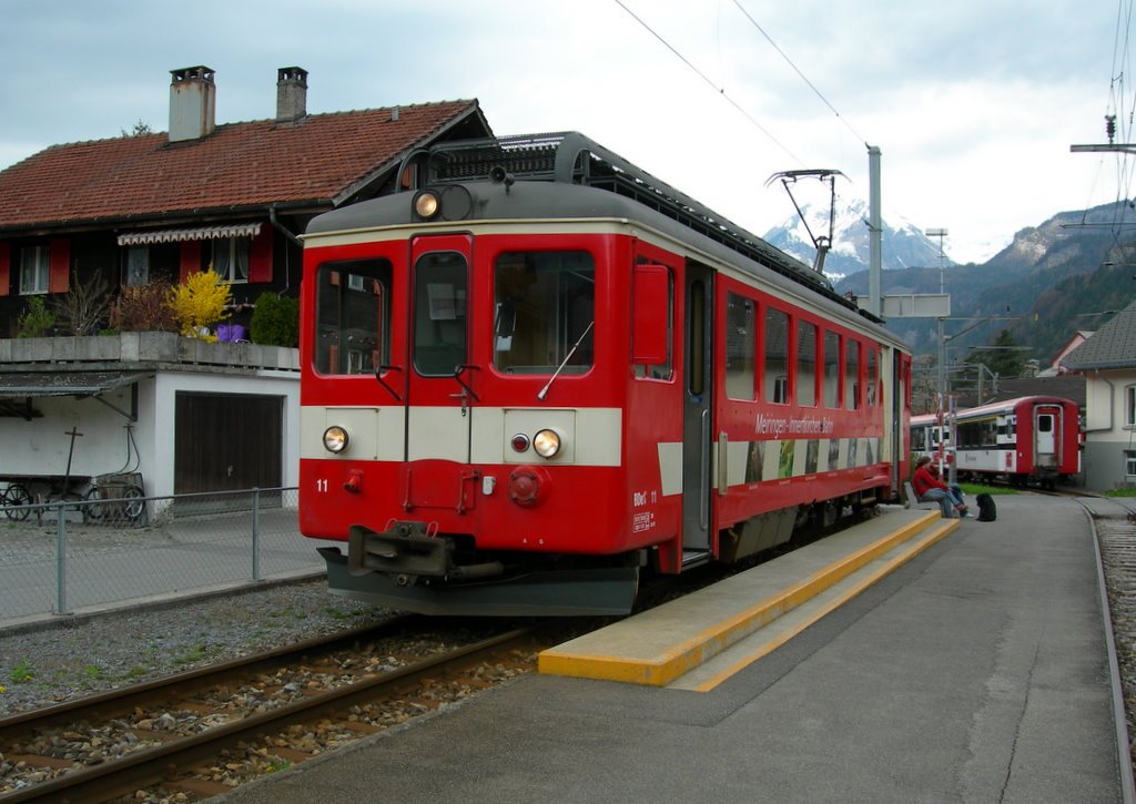 BDe 4/4 n 11 (ex CJ) in Meiringen. 
23.04.2006