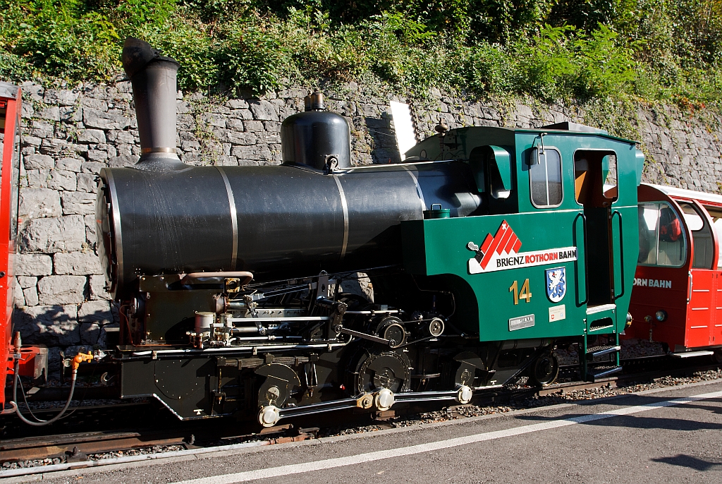 BRB 14 (Town Brienz) a fuel oil-fired,  at the station of the BRB 01.10.2011 ready for departure. The H 2 / 3 was built in 1996 (third generation) unter the serien number. 5689 at the Swiss Locomotive and Machine Works, Winterthur (now DLM AG) was built. For more information: http://www.brienz-rothorn-bahn.ch