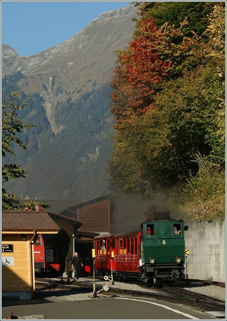 BRB steamer N 6 in the Brienz Glenn Station. 
01.10.2011