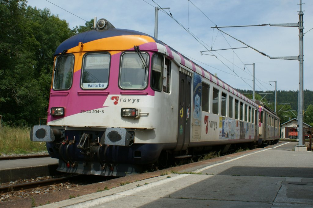 Bt 29-33204-5 and ABDe 534 316-1 to Vallorbe by a stop in Le Pont. 
16.08.2009 