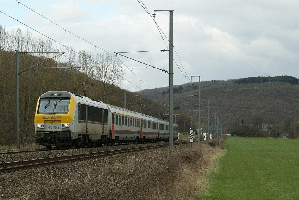 CFL 3015 with a IR service to Luxembourg City. 
29.03.2009