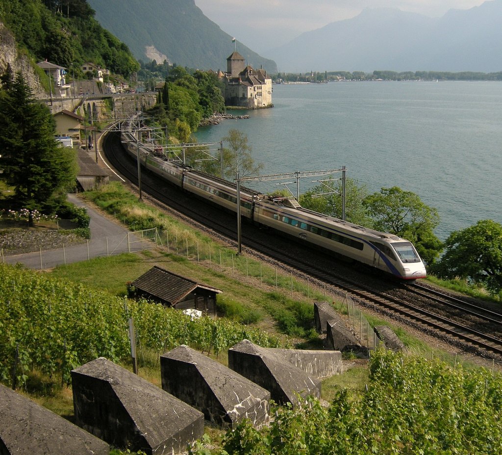 CIS ETR 470 by the Castle of Chillon.
26.06.2008