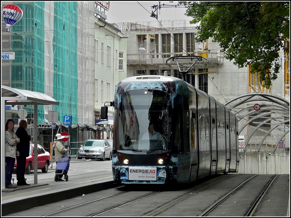 Cityrunner 008 taken near the main station of Linz on September 14th, 2010.