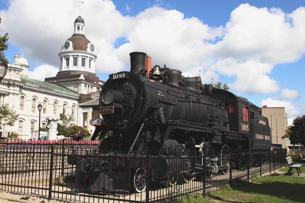 CPR D10h 1095 4-6-0  Ten-Wheeler  at Confederation Park, Kingston, ON on 14.Sep.2010.