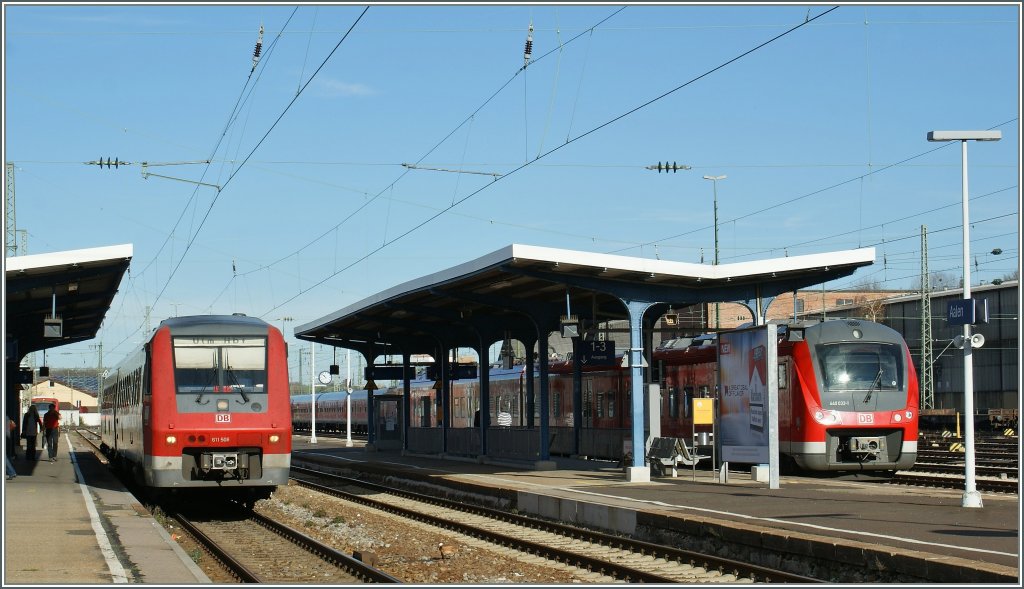 DB 611 and 440 in Aalen Main Station.
14.11.2011