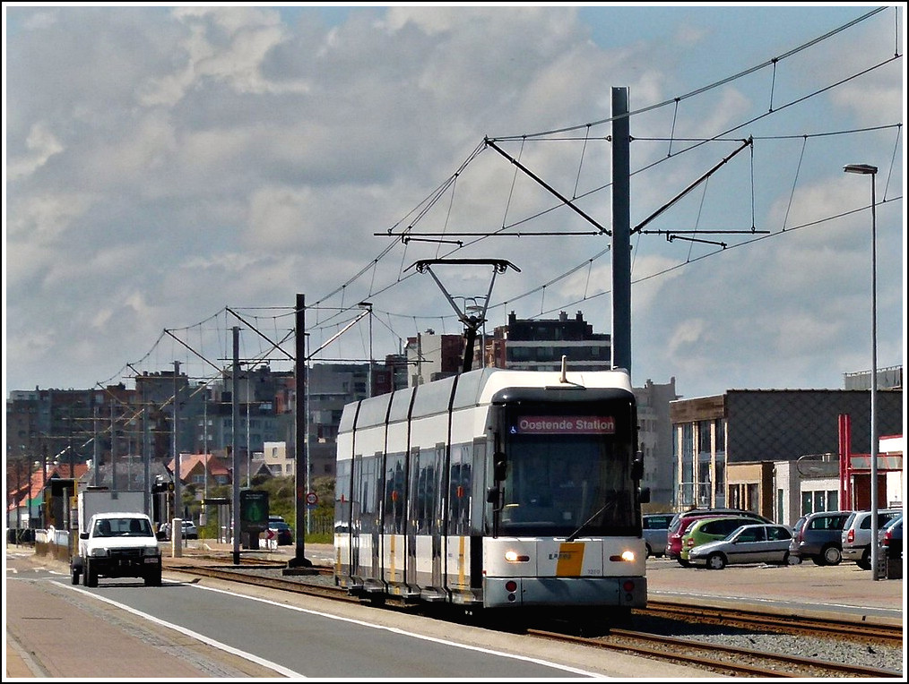 De Kusttram N 7270 pictured in Westende Bad on July 23rd, 2011.