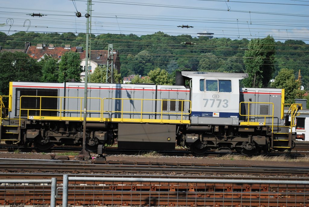 Diesel engine type HLD 77 waiting on siding at Aachen Westbahnhof in June 2008.