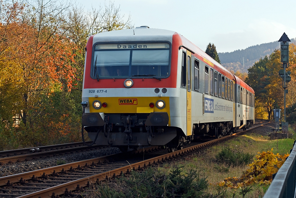 Diesel Multiple Unit 928677-4 / 628677-7 Daadetalbahn of the Westerwaldbahn (WEBA), on 31.10.2011, he comes from Daaden here just before the end station Betzdorf / Sieg.