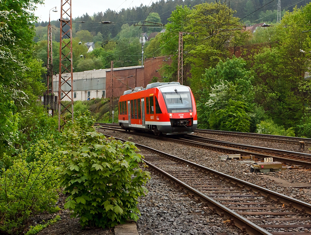 Diesel multiple units 640 009 (LINT 27) as RB 95 (Dillenburg - Siegen-Au/Sieg), runs on 18.05.2012 by Siegen-East in the direction of Siegen.