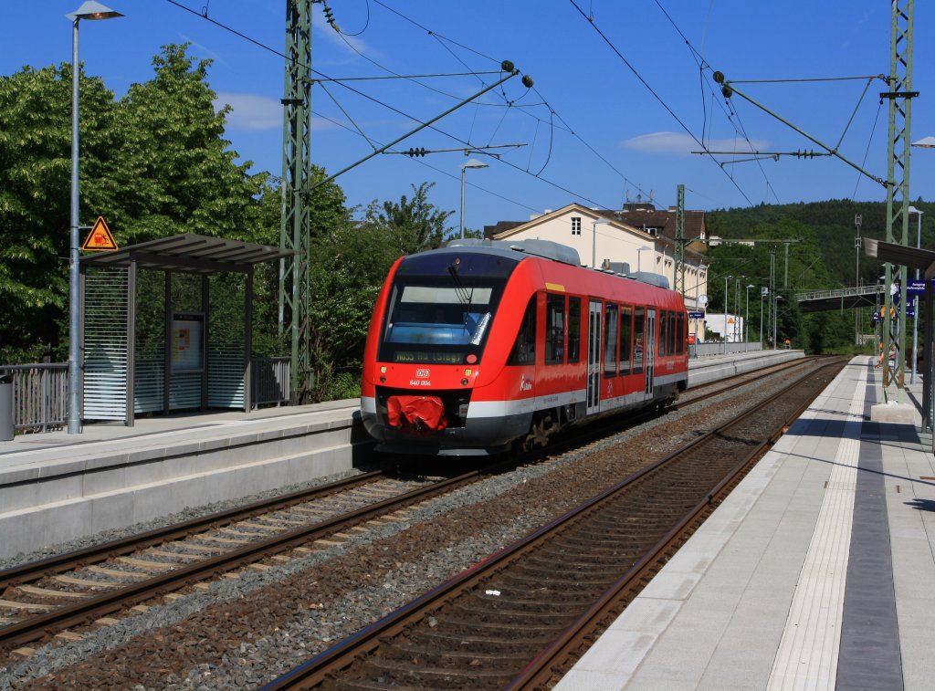 Diesel multiple units 640 011 (LINT 27) of the 3-country-train at 03.06.2011 in Kirchen/Sieg as RB-95 to Au (Sieg). The one-piece railcar have a capacity of 315 kW and a top speed of 120 km / h.