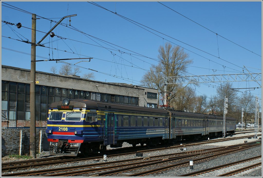 Elektriraudtee ER2 N2108 in Tallin.
01.05.2012 