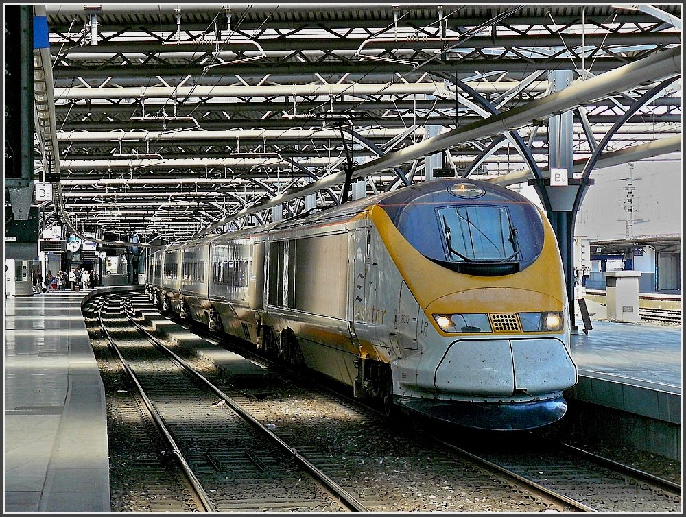 Eurostar unit pictured at Bruxelles Midi on May 30th, 2009 ...