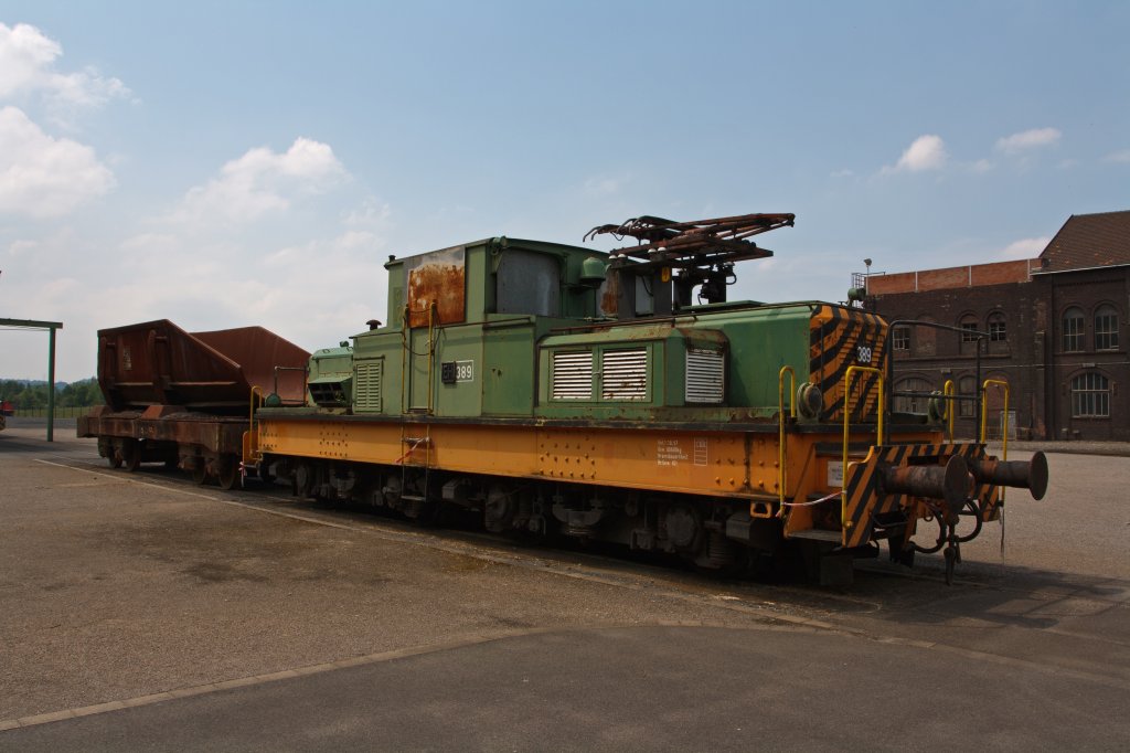 Ex locomotive EH 389 (Eisenbahn und Hfen) on 05.06.2011 in LWL Industrial Museum Henrichshtte in Hattingen. The locomotive of the type EL 07 , design Bo'Bo'-el / del was built in 1955 by Krauss-Maffei under the serial number 18 163 as EH 104 and in 1992 the name was changed to 389