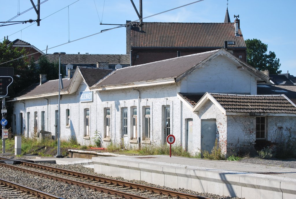 Former station in Welkenraedt before demolition (September 2010).