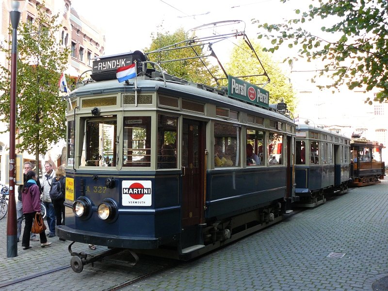 Former tram of the NZH with number A327 here in The Hague on the Kerkplein 12-09-2009.