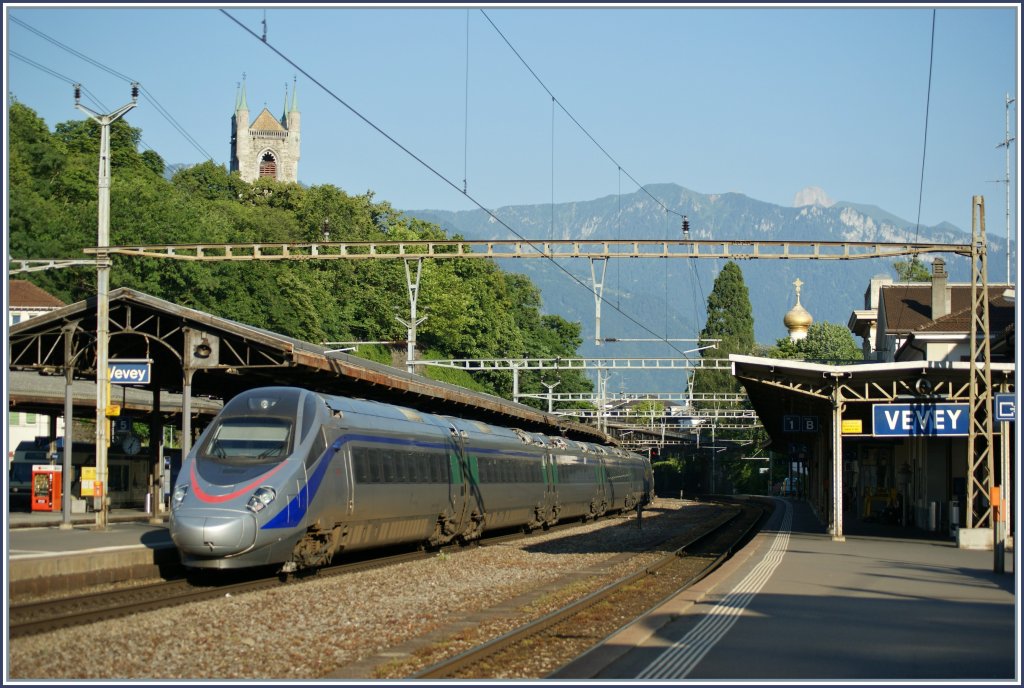 FS ETR 610 to Milano in Vevey. 07.07.2010