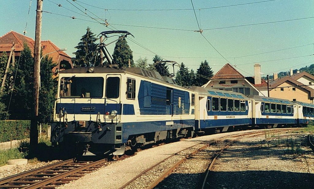 GDe 4/4 with a Panoramique service in Fontanivent. 
August 1985
(scanned analog photo)
