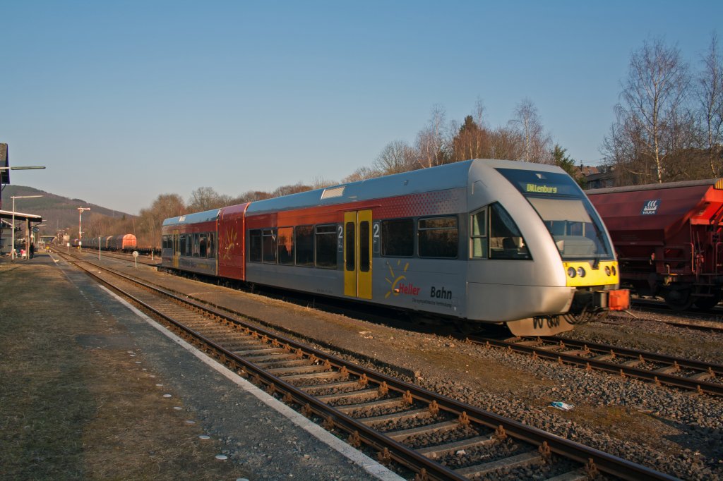 GTW 2 / 6 of the Hellertalbahn runs on 03.03.2010 into the station Herdorf. She drives the route Betzdorf - Dillenburg (KBS 462).