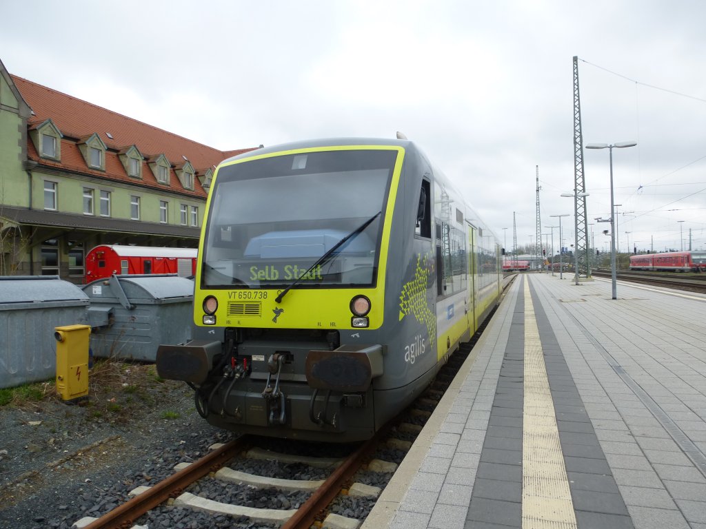 Here a lokal trein (Agilis) to Selb Stadt in Hof main station on April 28th 2013.