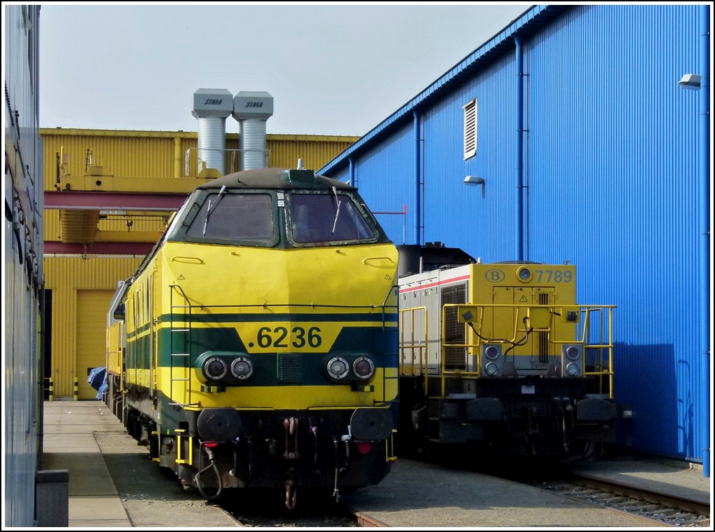 HLD 6236 and 7789 pictured in the harbour of Antwerp on March 24th, 2012.