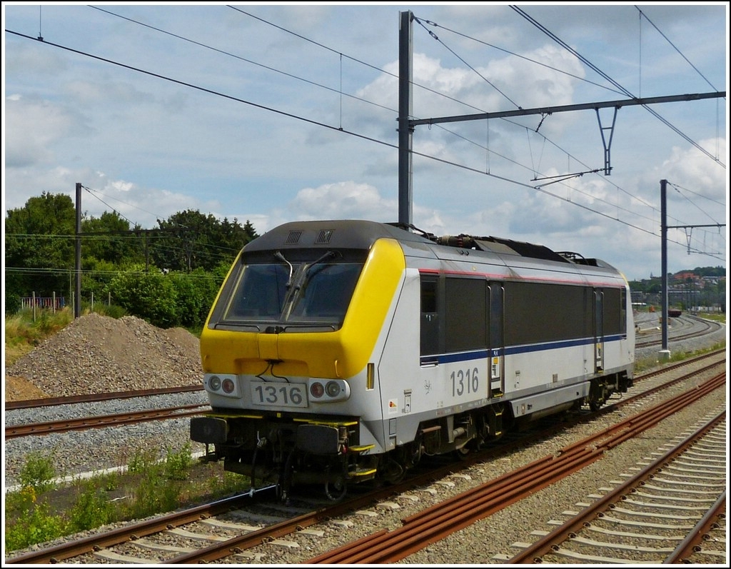 HLE 1316 pictured in Ronet out of the special train  Adieu Srie 23  on June 23rd, 2012.