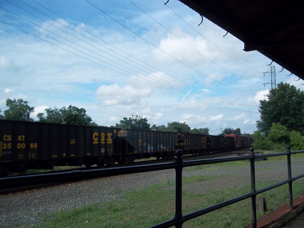 I saw a bonus on Q410 four coal cars.