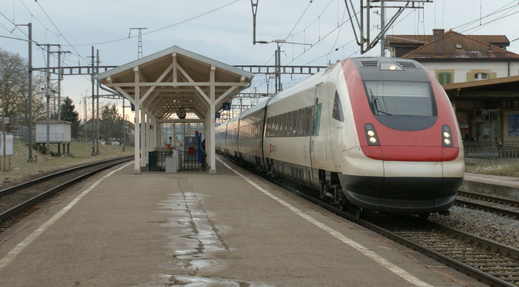 ICN to Basel in the Chavornay station. 
01.02.2010