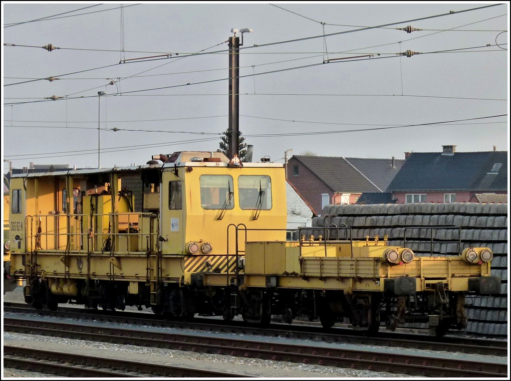 Infrabel DGS 62-N taken in Denderleeuw on March 24th, 2012.
