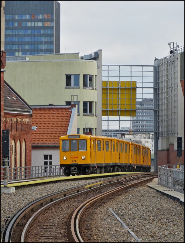 Metro train N° 674 pictured on the U 1 just before arriving at the sop Gleisdreieck in Berlin on December 29th, 2012.