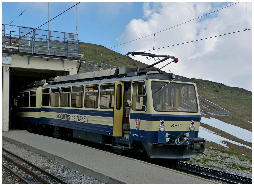 MGN Bhe 4/8 N 301 photographed on the top of Rochers de Naye on May 26th, 2012.