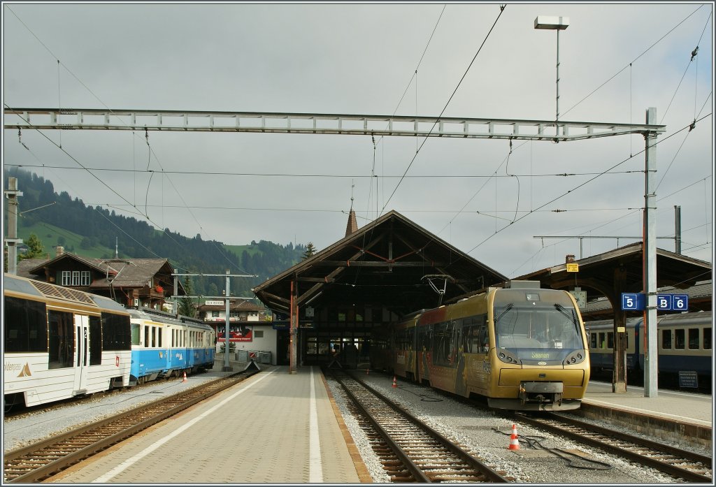 MOB Golden Pass local train to Saanen in Zweisimmen.
23.09.2011