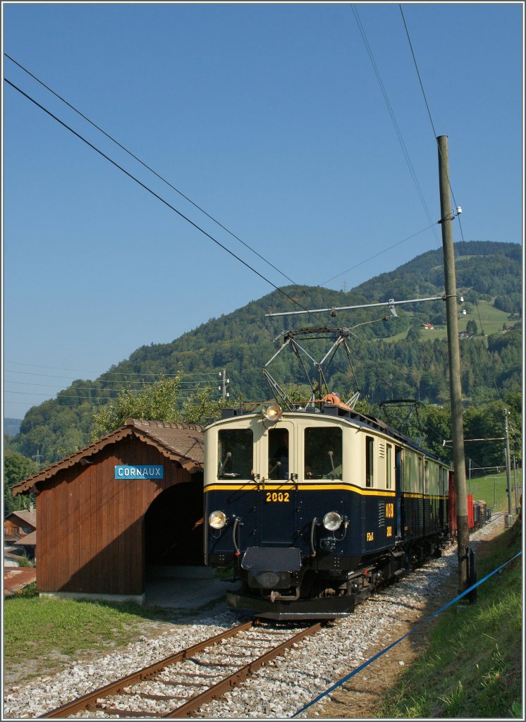 MOB'stalgie: The FZe 6/6 2002 with a Cargo Train by Cornaux.
09.09.2012