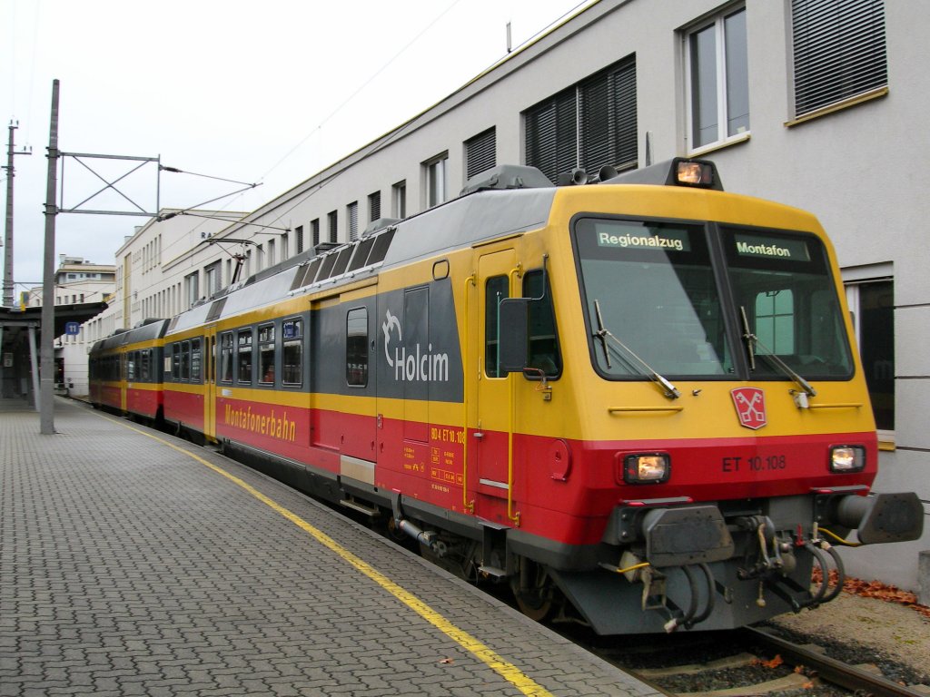 Montafonerbahn ET 10.108 waits in Bludenz the departure time. 
12.10.2007