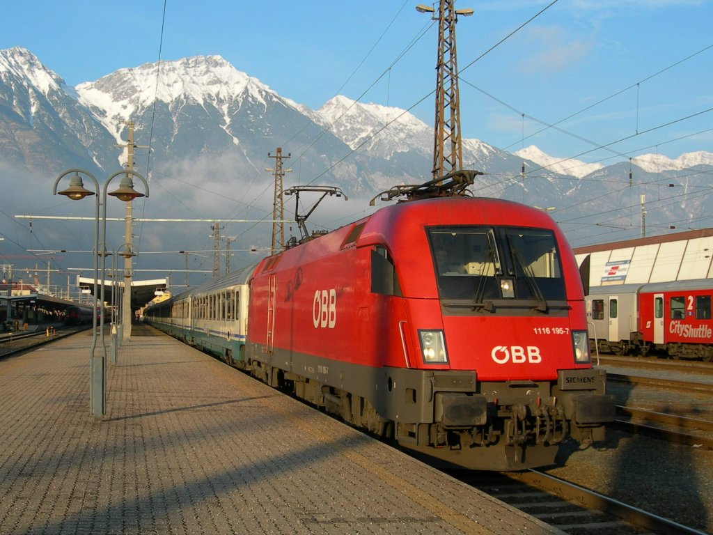 BB 1116 195-7 with an EC to Milan in Innsbruck.
10.01.2007