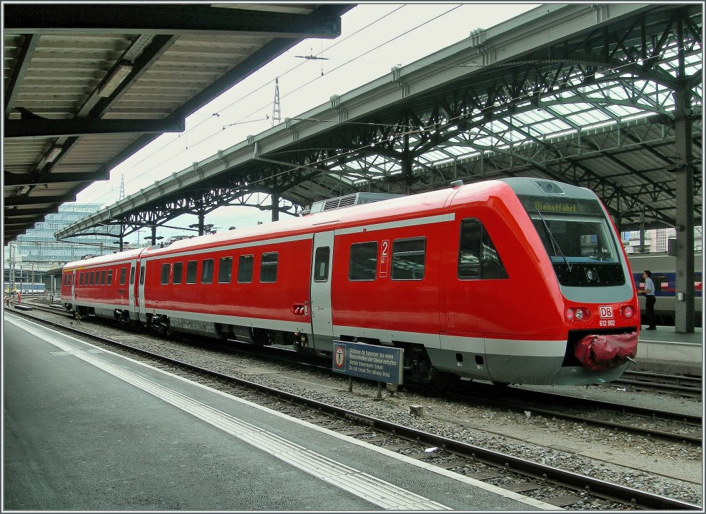 On  holiday in Switzerland  The DB 612 902 in Lausanne.
18. 08.2010