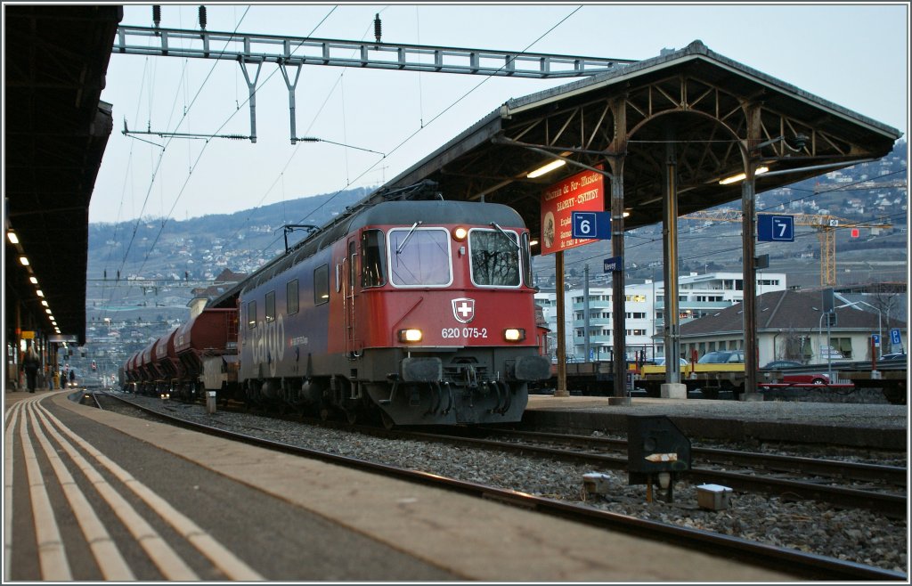 Re 620 075-2 in Vevey. 
14.02.2011