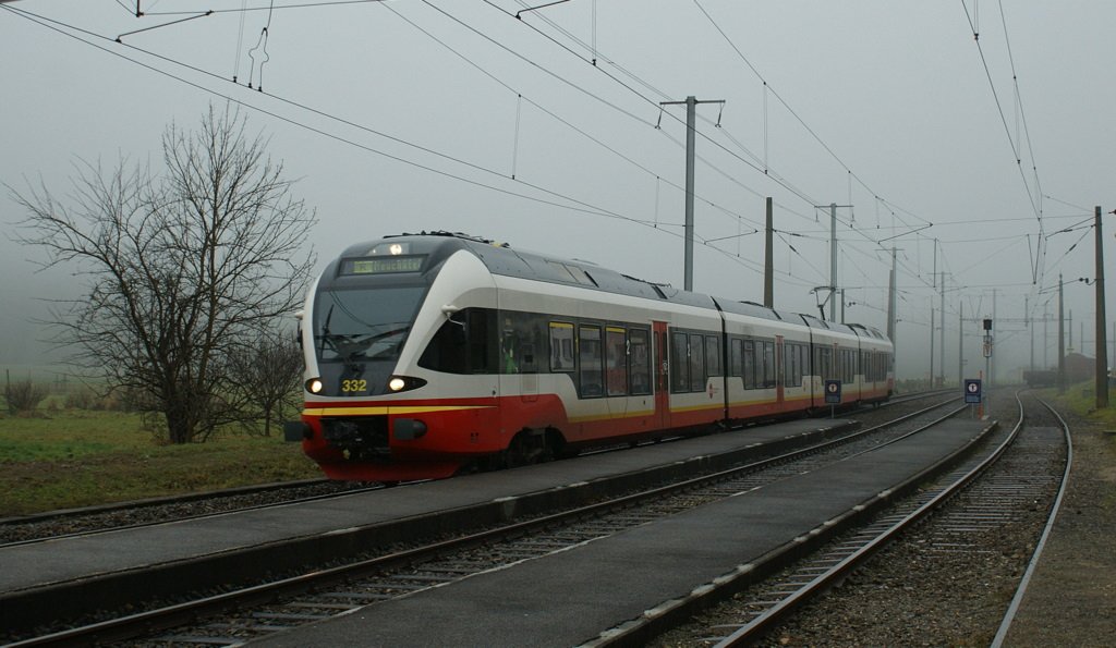 RVT local train to Neuchtel.
07.12.2009