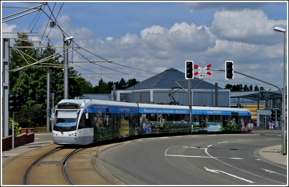 Saarbahn N 1002 is running through Riegelsberg on May 29th, 2011.