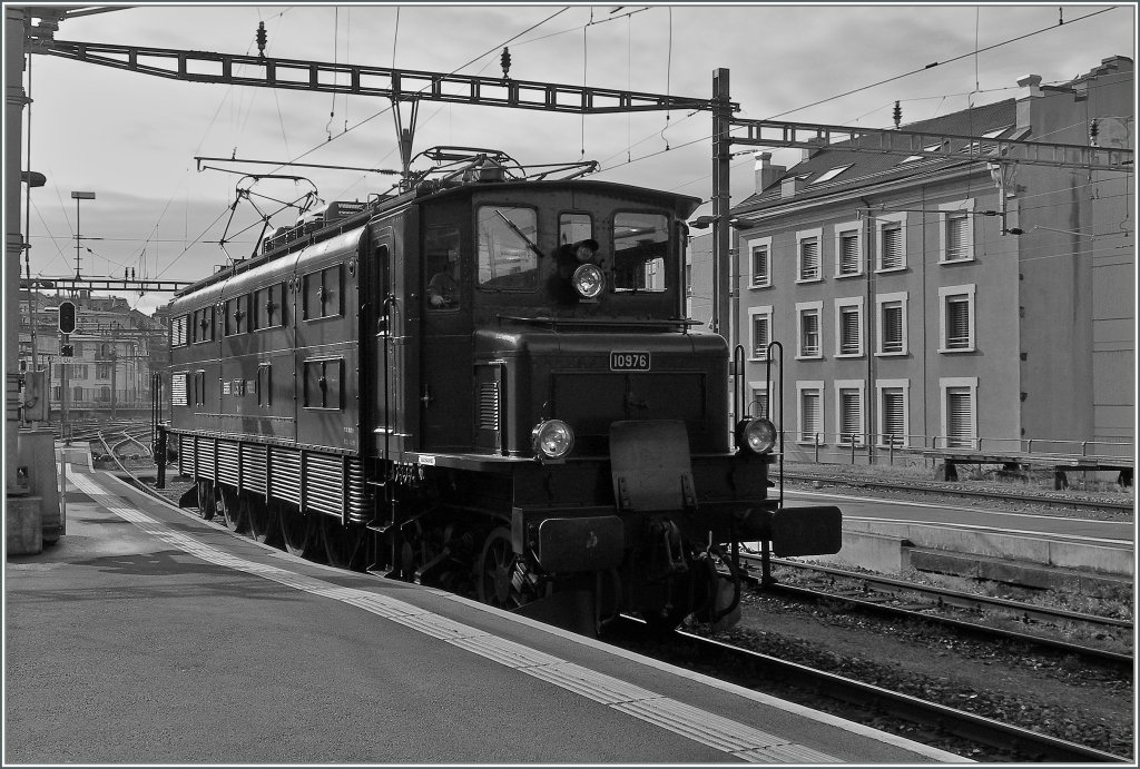 SBB Ae 4/7 10976 in Lausanne.
09.06.2013