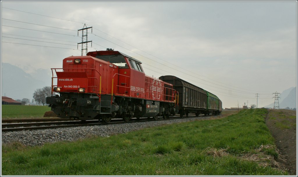 SBB Am 843 005-0 by St Triphon. 
02.04.2013