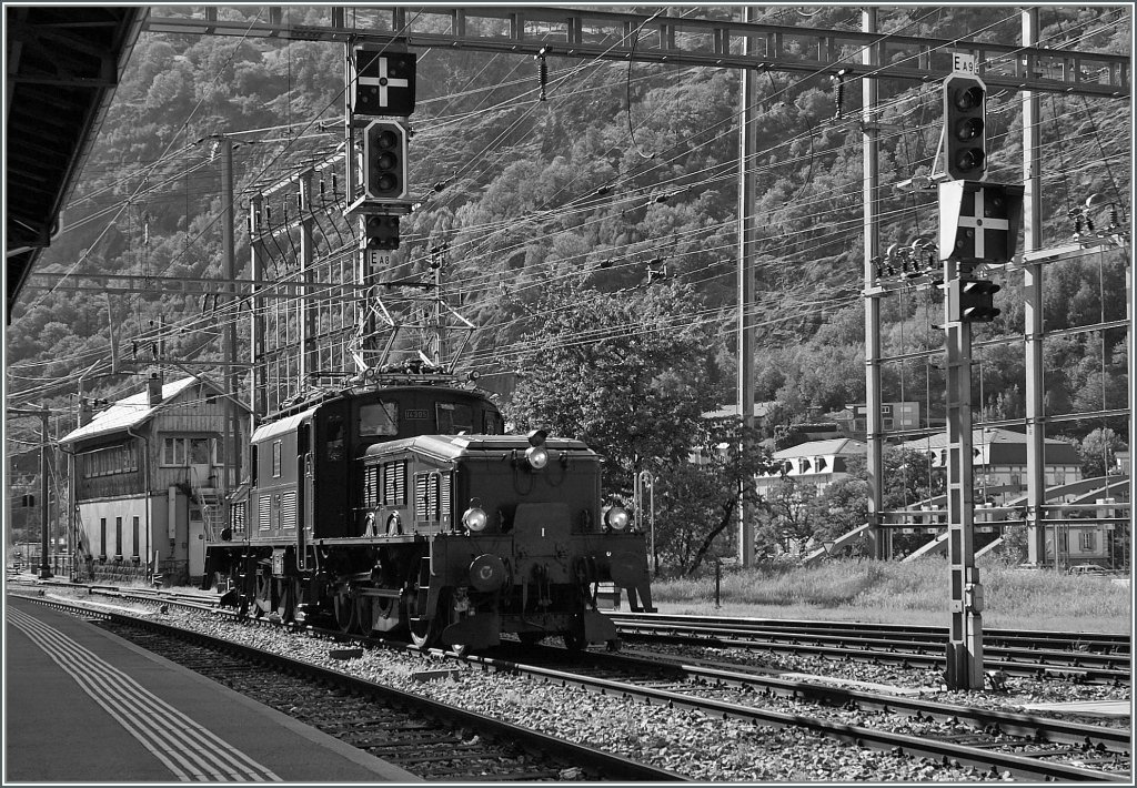 SBB (Historic) Ce 6/8  III 14305 (UIC 91 85 4601 305-6 SBB-Historic) in Brig.
20.08.2011