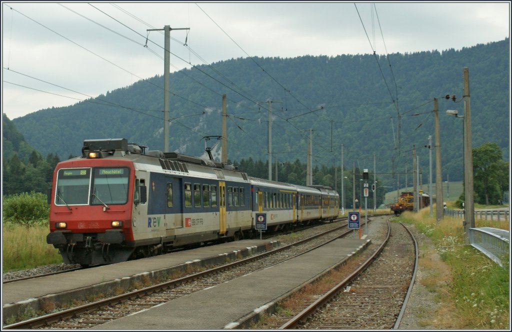 SBB NPZ local train to Neuchatel in Noiraigue. 
22.07.2010